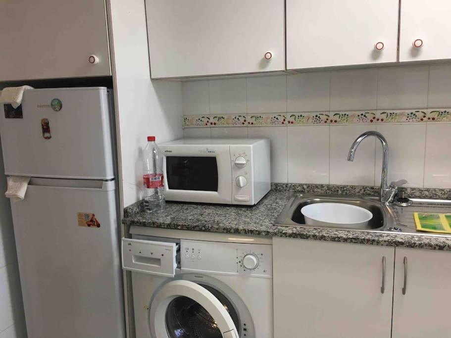 Apartamento Segunda Linea De Playa Con Piscina エル・アルテット エクステリア 写真