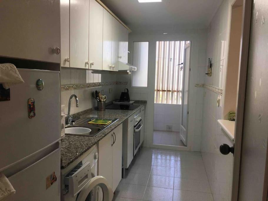 Apartamento Segunda Linea De Playa Con Piscina エル・アルテット エクステリア 写真